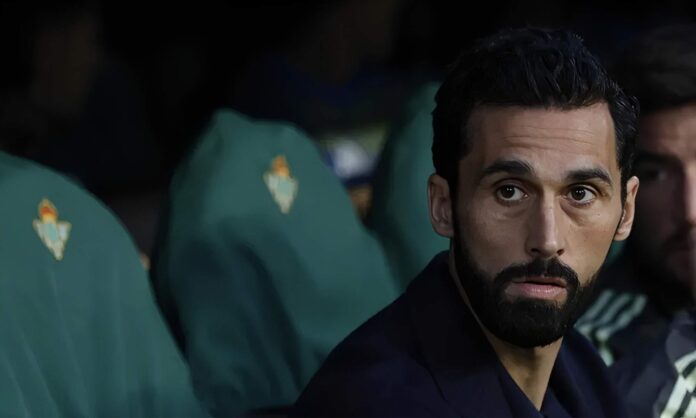 Álvaro Arbeloa durante el Real Betis - Real Madrid en La Cartuja.