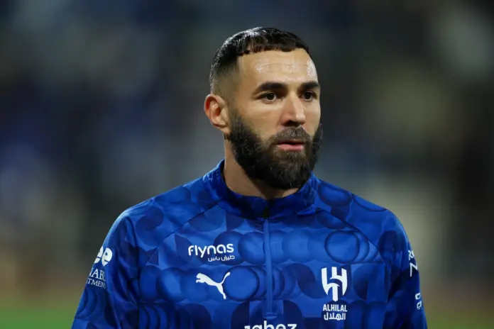  Benzema revela el problema del Real Madrid: «Es muy complicado porque no juegan como equipo»

