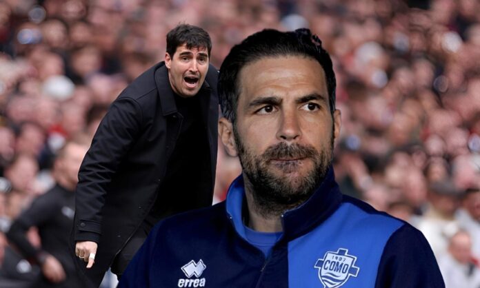 Cesc Fábregas con el Como e Iraola. 