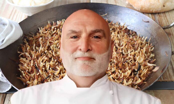 El chef José Andrés y un plato de rossejat.