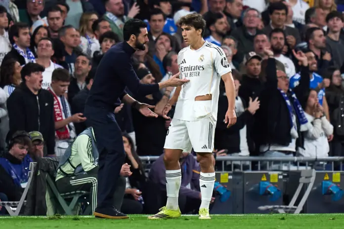  Gonzalo desaparece de los planes de Arbeloa

