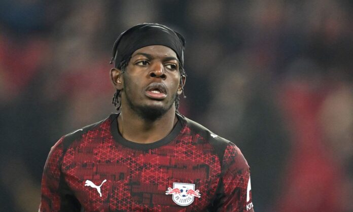 Castello Lukeba, defensor del Leipzig.