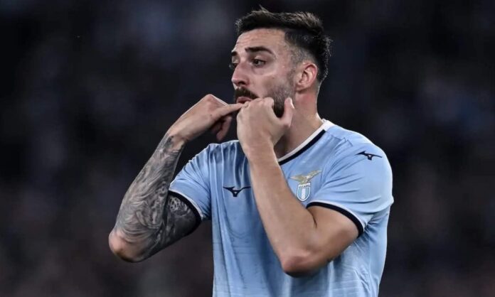 Mario Gila, en un partido con la Lazio durante esta temporada.