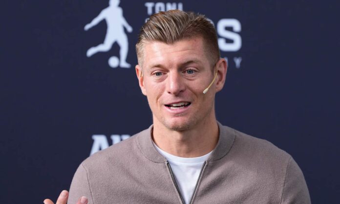 Toni Kroos dando su opinión.