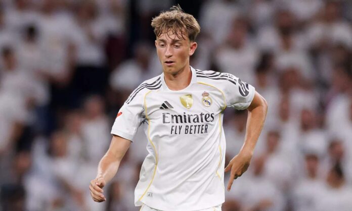 Dean Huijsen, en un partido con el Real Madrid durante esta temporada.