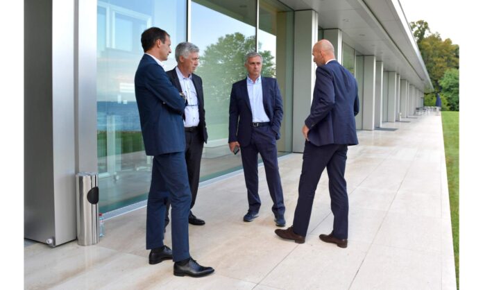Carlo Ancelotti, José Mourinho y Zinedine Zidane, en un encuentro de entrenadores con la UEFA.