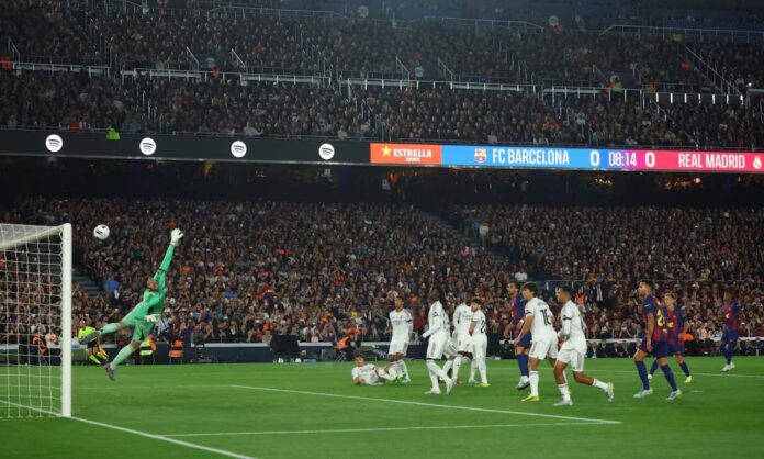 Radiografía del Barcelona 2-0 Real Madrid al descanso: sin orgullo y pidiendo la hora desde el minuto 9