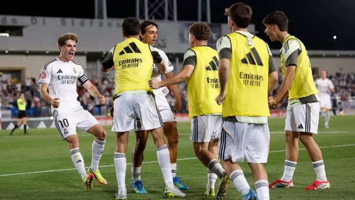 El Castilla golpea primero y gana al Sabadell en la lucha por el ascenso a Segunda

