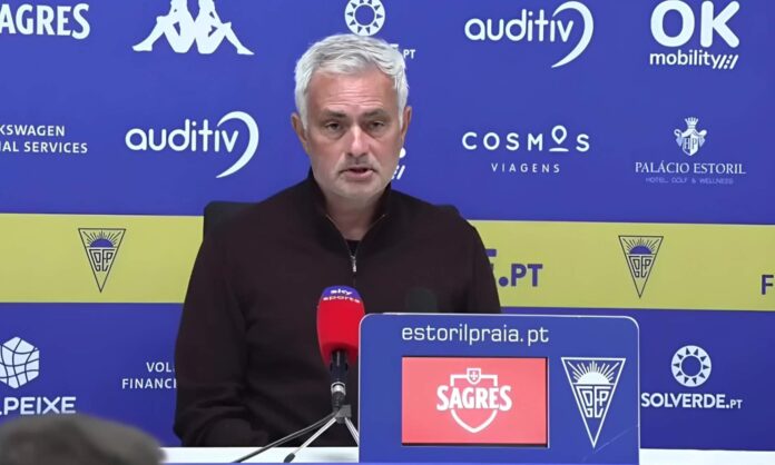 José Mourinho entrenando al Benfica.