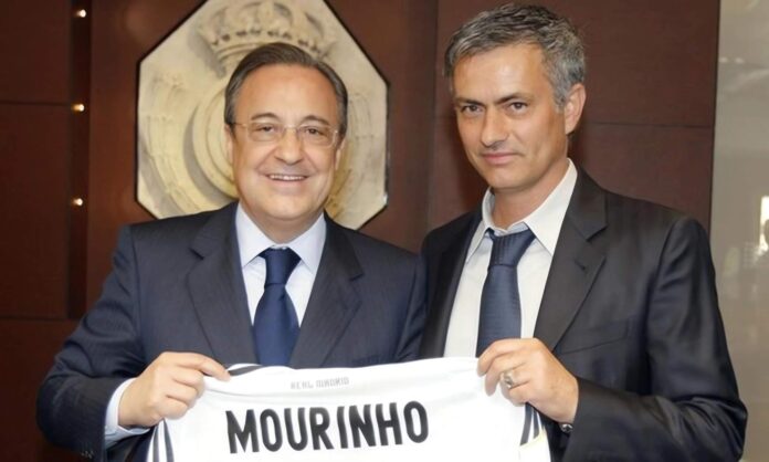 Florentino Pérez y José Mourinho, durante la presentación del técnico en su primera etapa.