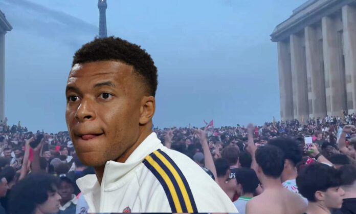 En París se acuerdan de Mbappé tras la segunda Champions consecutiva del PSG: 