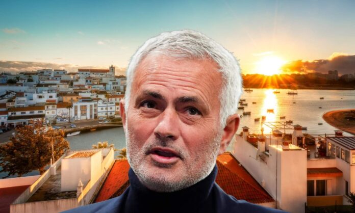 El pueblo pesquero donde Mourinho desconecta: 2.000 habitantes, con calas paradisiacas y a solo dos horas de Madrid