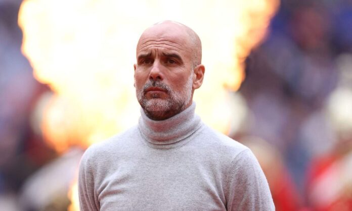 Pep Guardiola como entrenador del Manchester City.
