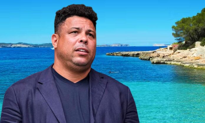 El refugio de Ronaldo Nazario (49 años) en una playa del Mediterráneo rodeada de pinos: 30 metros de arena fina y aguas cristalinas perfectas para bucear

