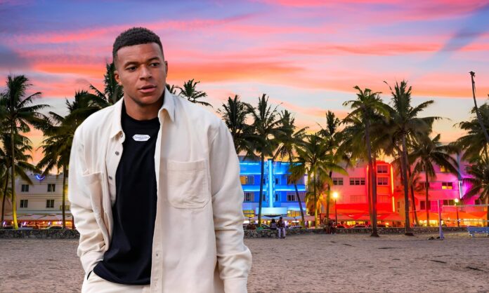 La playa donde desconecta Kylian Mbappé: 4 kilómetros de arena blanca, hoteles Art Decó, y un parque de esculturas submarinas

