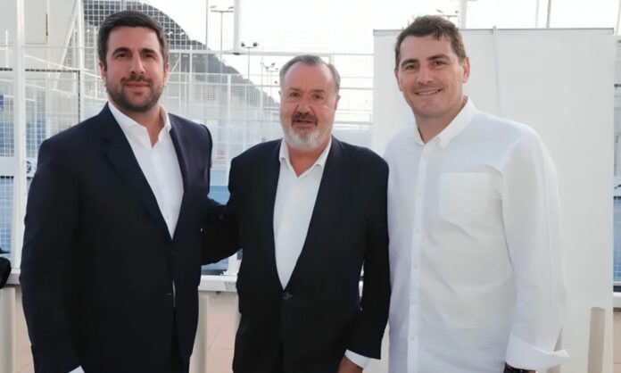 Es oficial: Enrique Riquelme ficha a Iker Casillas y le da un cargo “de primer nivel”

